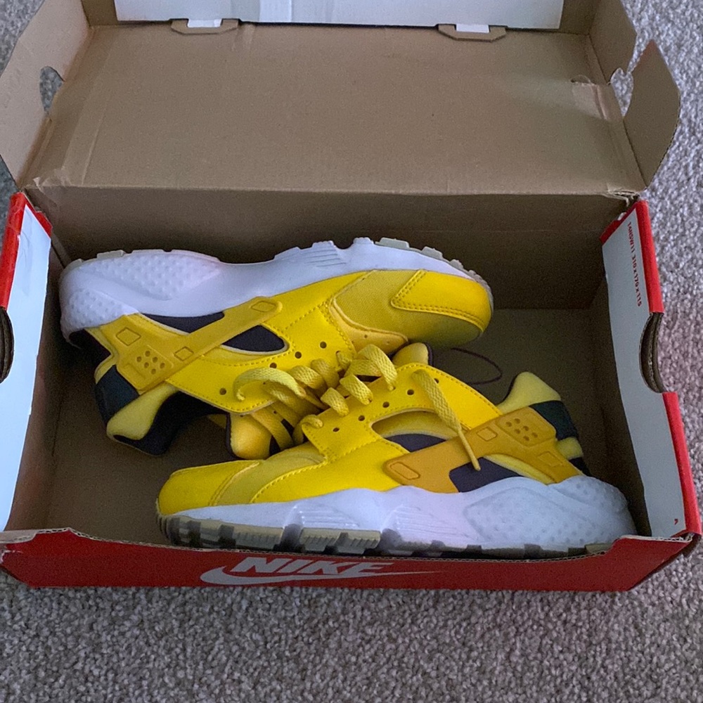 Kids shoes